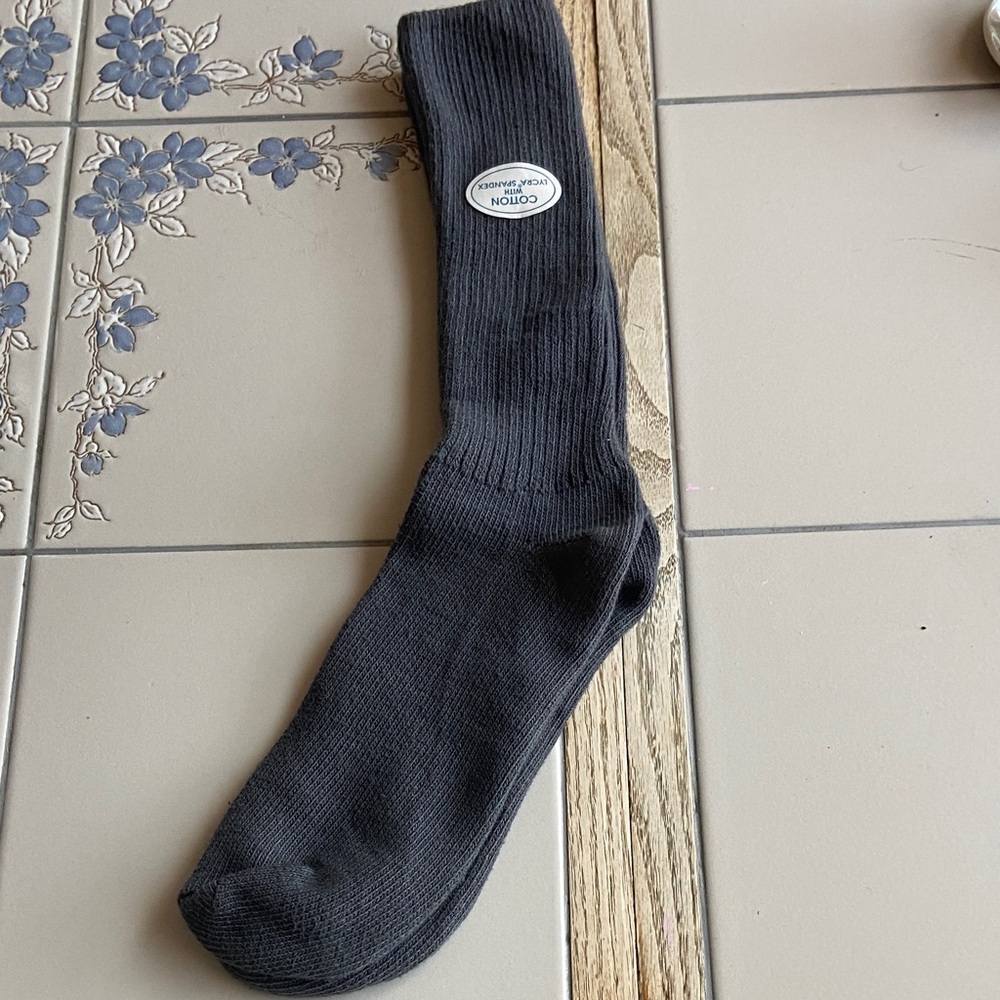 Men’s cotton and Lycra socks gray